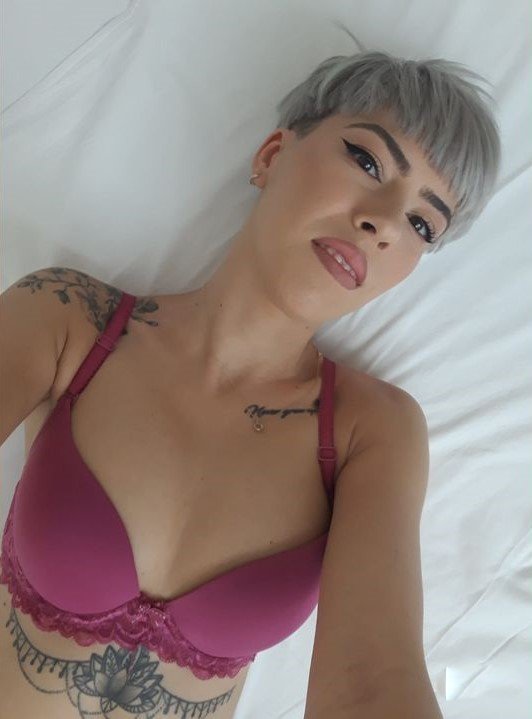 Sw3etStroker from Greater London,United Kingdom